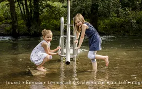 Kinder an der Lenne